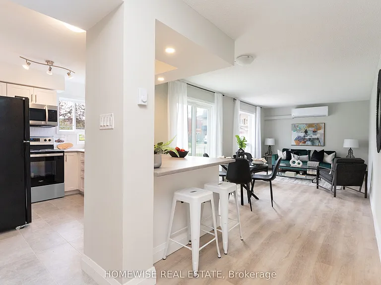 240 Ormond Dr #D8 — Photo 8