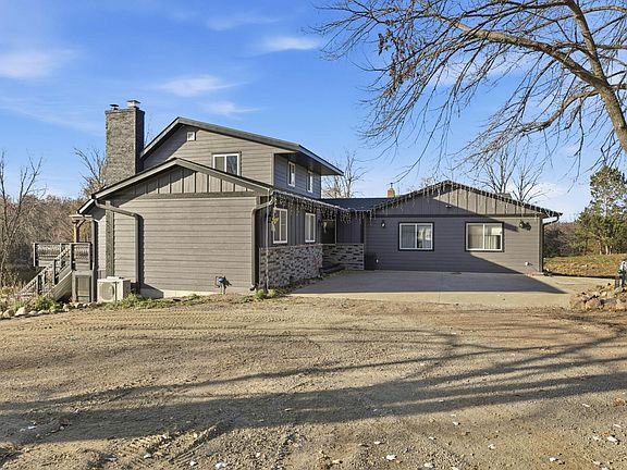 4th image of 16927 Fisher Rd