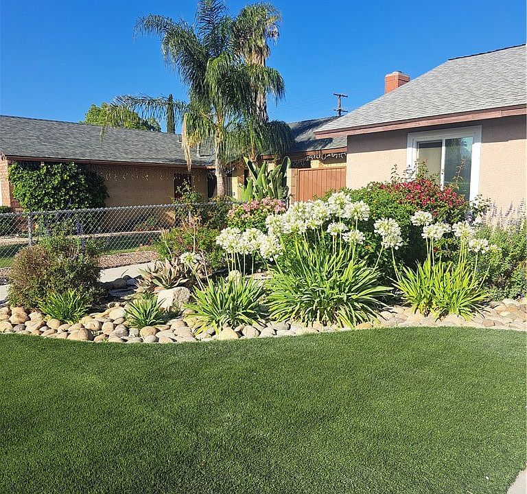 1st image of 14901B Silvertree Rd