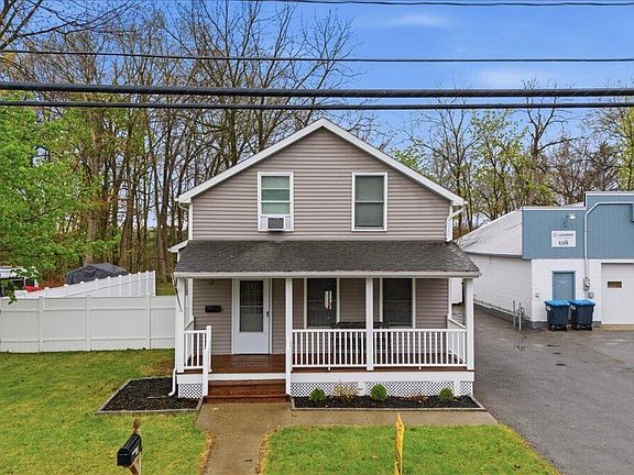 2nd image of 17 Feeder Street