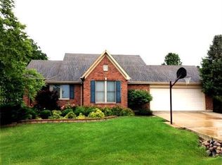 105 W North St, Somonauk, IL 60552