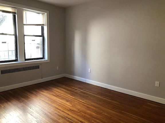 3rd image of 92 Highland Ave #23A