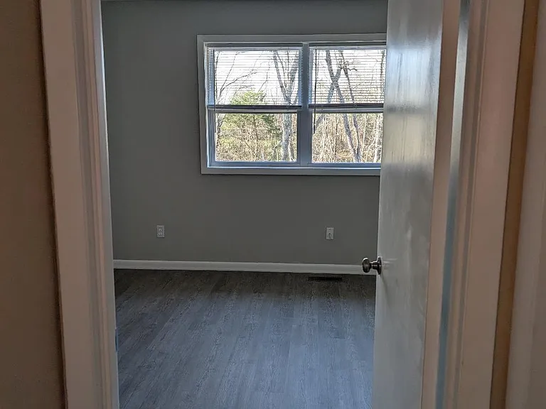 105 Windy Cir #3 — Photo 6
