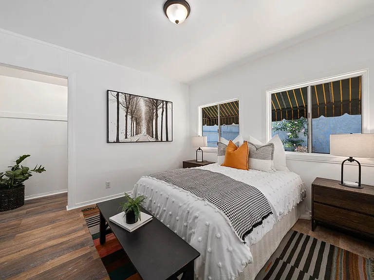 4110 E Vermont St #1/2 — Photo 8
