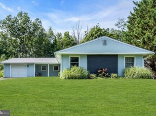 29 Evergreen Dr, Willingboro, NJ 08046