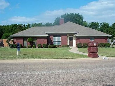 1st image of 1501 Hyde Park Blvd