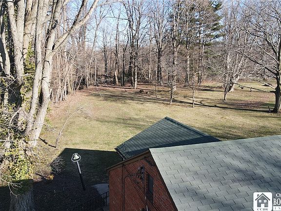 4th image of 10610 Swamp Rd