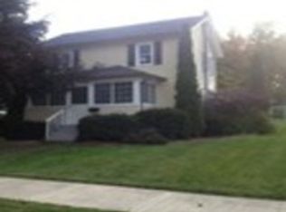 9 Walnut St, Mount Morris, NY 14510
