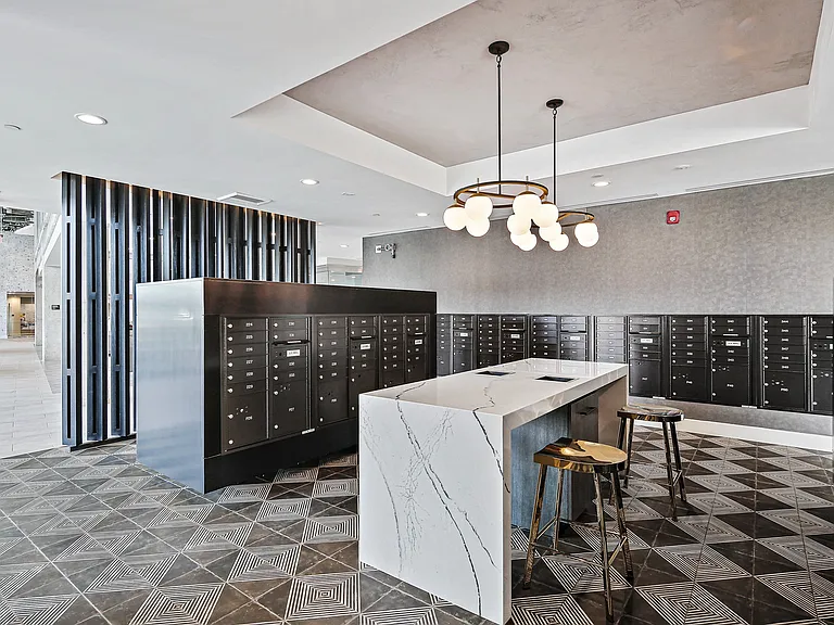 Mailroom & Secure Package Storage
