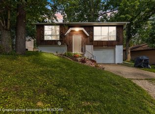 6252 Ridge St, Haslett, MI 48840