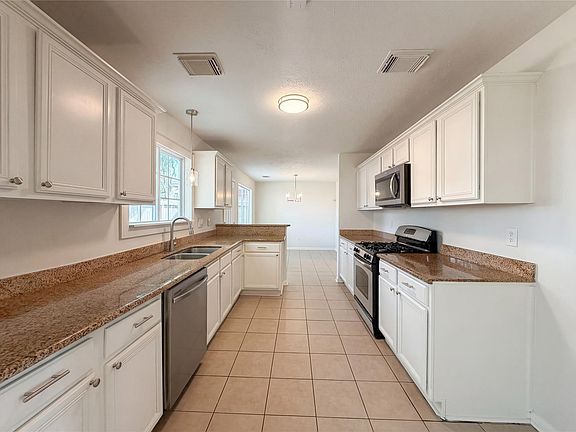 2nd image of 6831 Stratford Park Dr