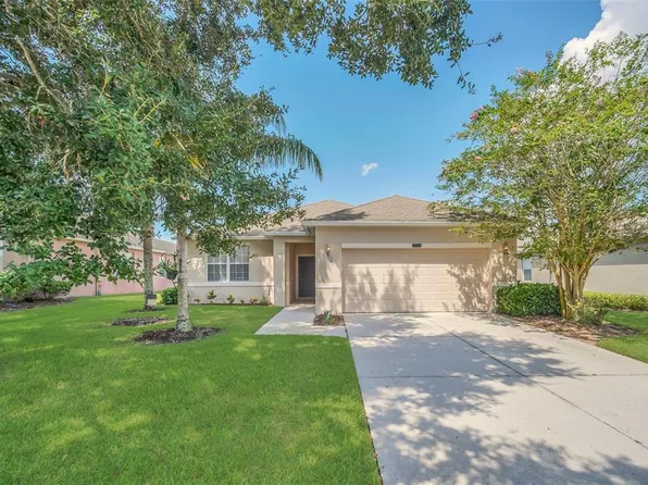 5104 Tempic Dr, Mount Dora, FL 32757