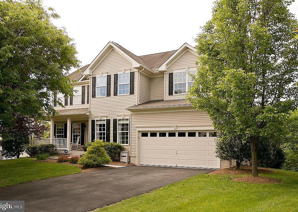 1st image of 117 Sesar Ct