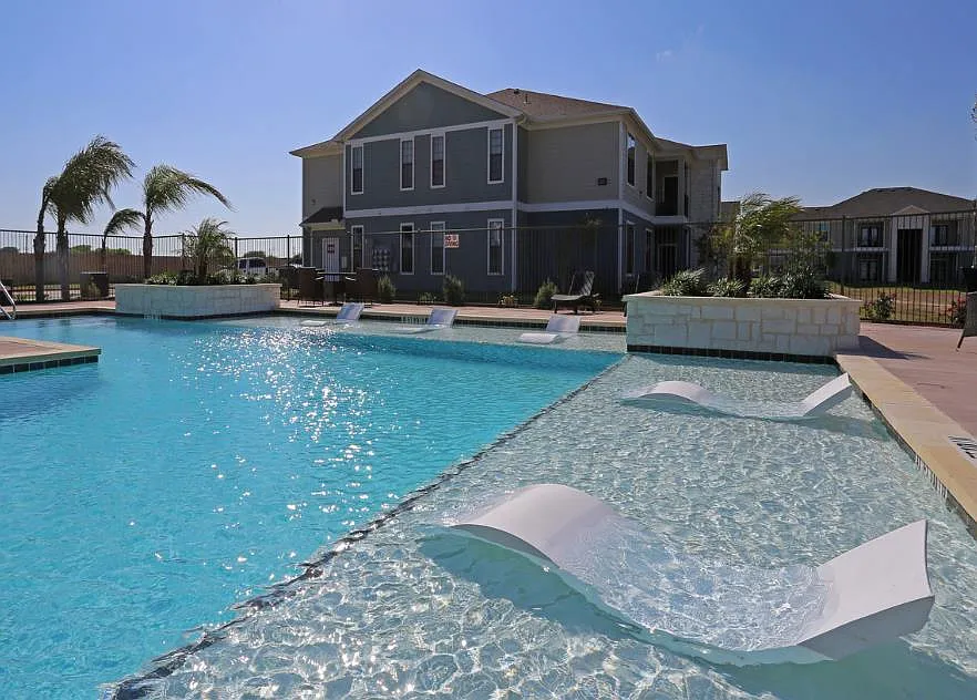 Seaside Landing Apartments