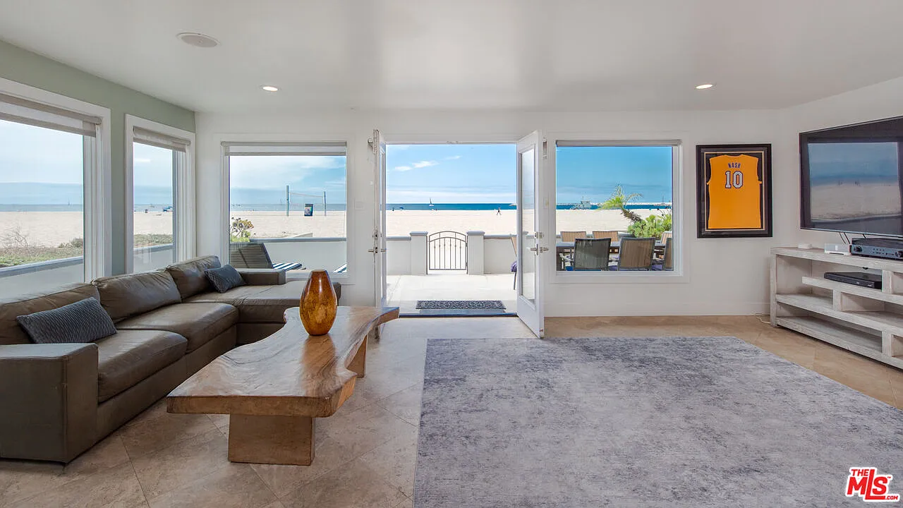 6 bed, 6.0 bath, 3478 sqft, $22,000 — Photo 4