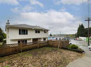 8724 Gilley Ave, Burnaby, BC V5J 4Y5