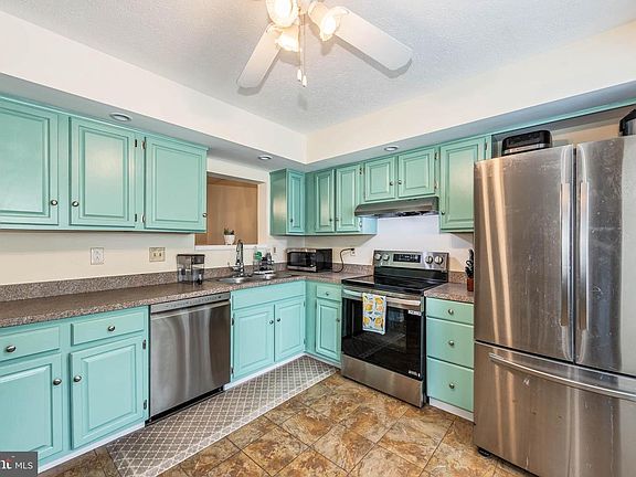 2nd image of 307 Sloping Woods Ct