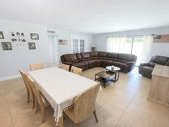 3rd image of 4052 N Pine Island Road #1c