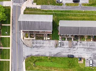 154 Front St, Akron, PA 17501