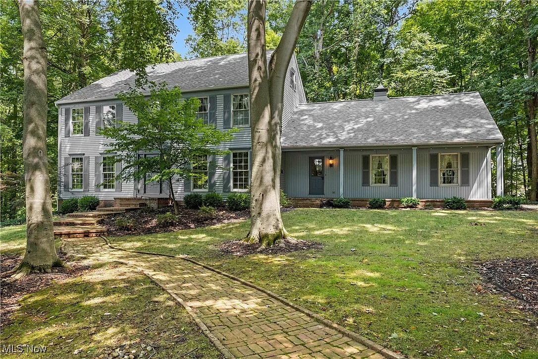 144 Sycamore Dr photo 1