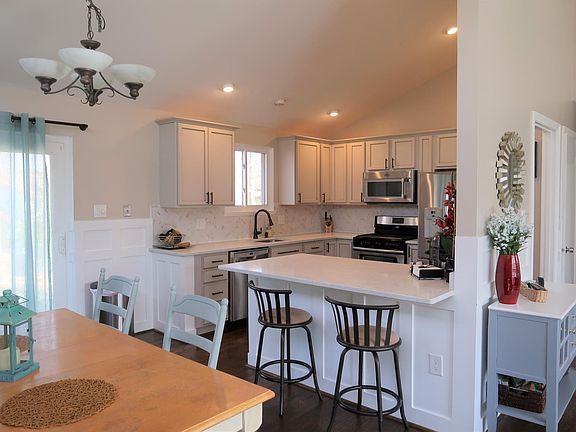 5th image of 5205 Stonington Dr