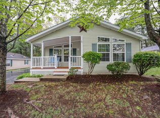 70 Victorian Way, Manchester, NH 03104