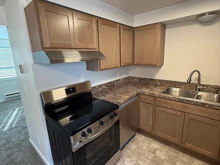 1534 N Travis Pl #1534 — Photo 3