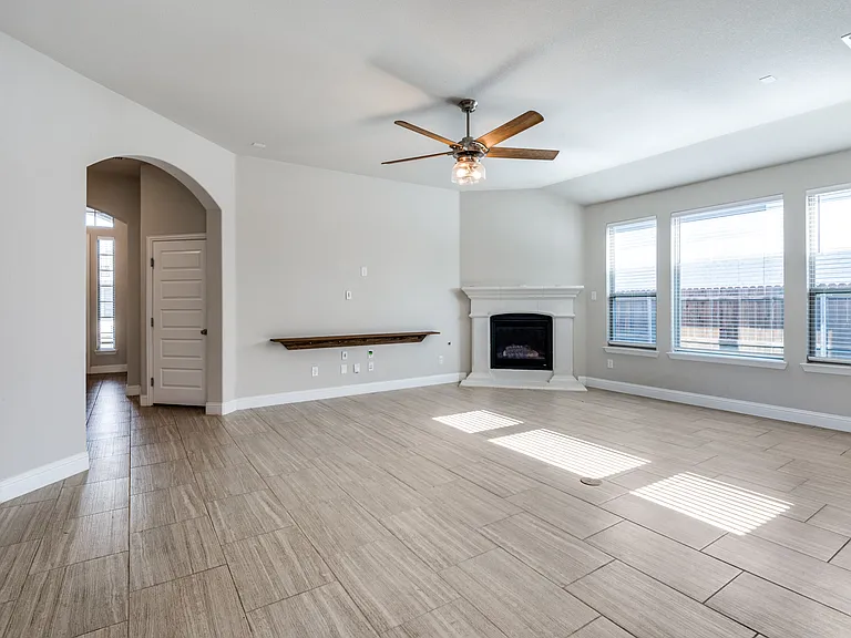 3411 Kodiak Dr — Photo 11