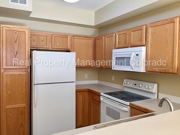 5th image of 1747 N Washington St APT 207