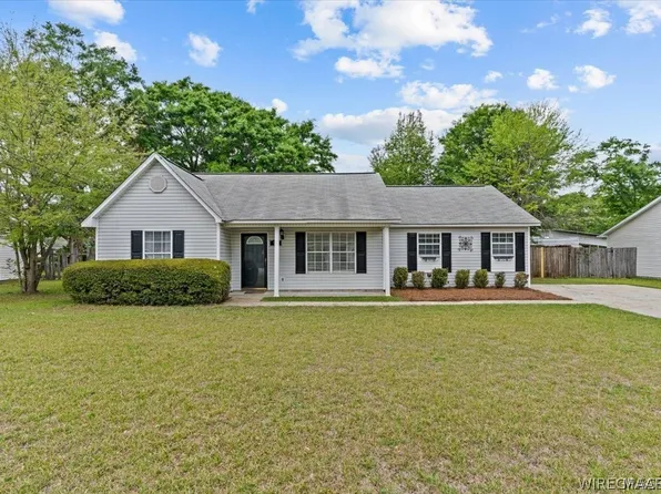 105 Periwinkle Ct, Dothan, AL 36301
