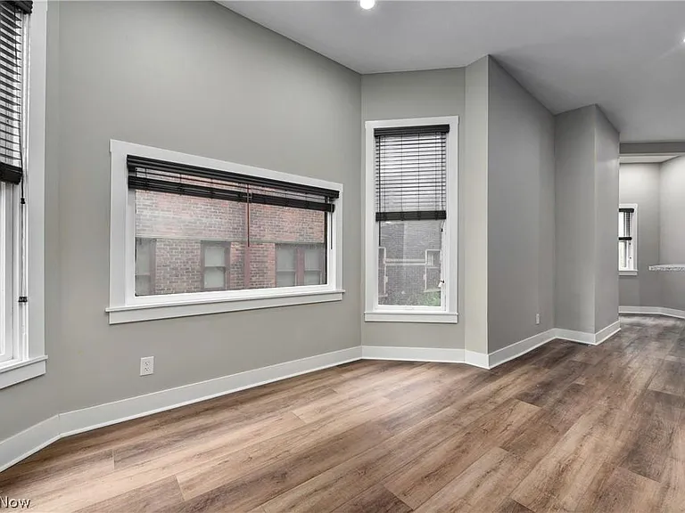 6014 Franklin Blvd #1 — Photo 15