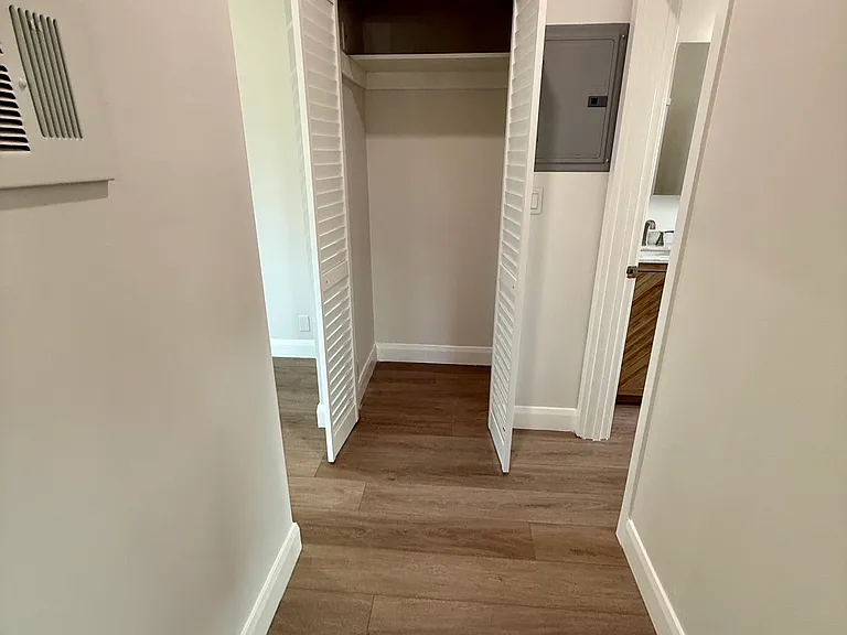 3654 S Centinela Ave #6 — Photo 12