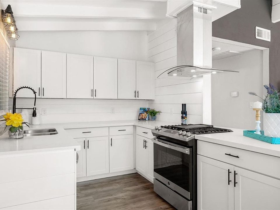 1st image of 6547 La Cienega Dr