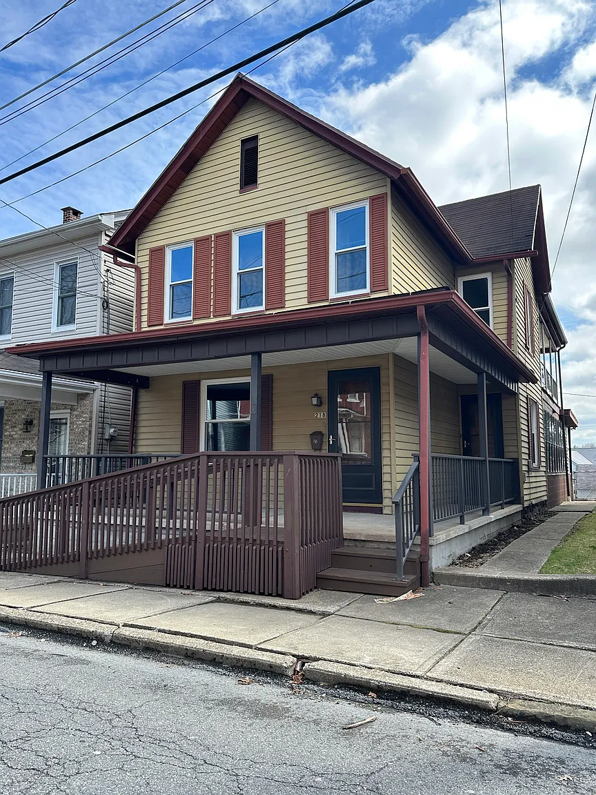 218 Catawissa Ave photo 1