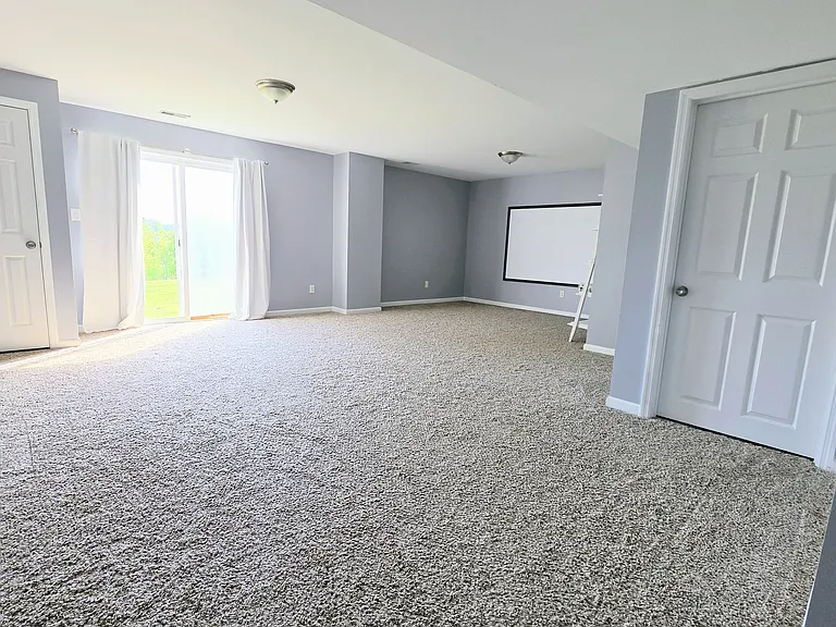 5587 Wavecrest Cir — Photo 17