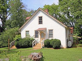 1765 Stony Point Rd, Charlottesville, VA 22911