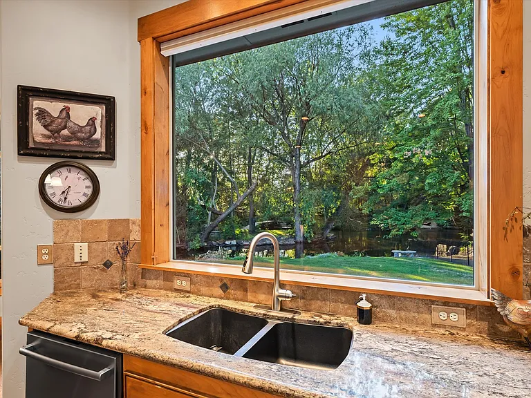 9261 W Bay Stream Ct — Photo 18