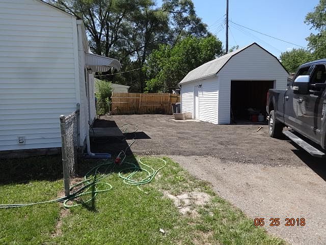 2nd image of 4652 Morris Ave