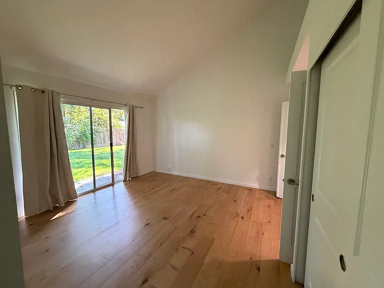 1260 Evans Ct — Photo 18