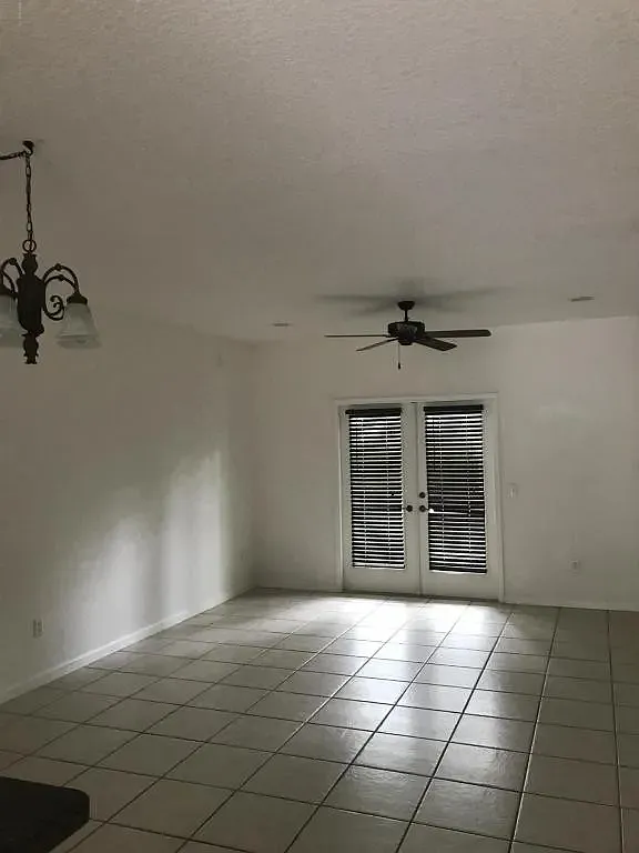 2 bed, 1147 sqft, $1,250 — Photo 4