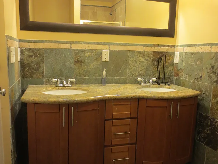 2421 Prospect St #1 — Photo 6