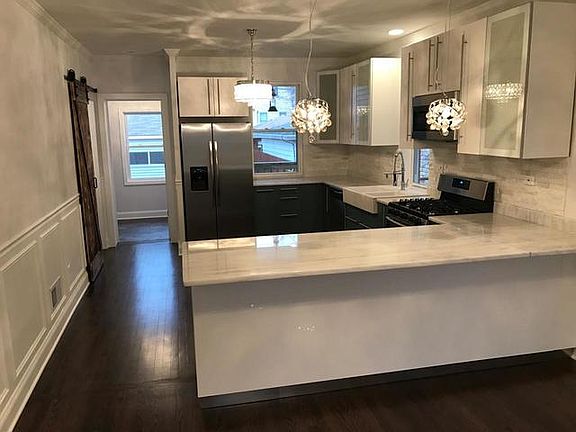 4th image of 3913 N Nordica Ave