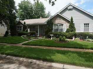 1319 Cherry Glen Ct, Chesterfield, MO 63017