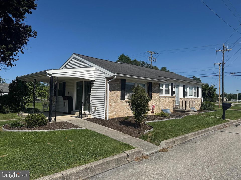 1st image of 1000 W Elm Ave