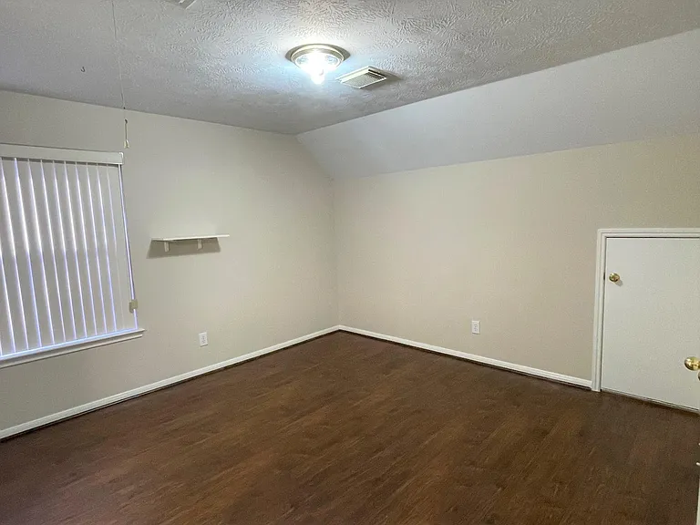 2218 Cypress Run Dr — Photo 16