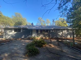 540 Fowler Ln, Diamond Springs, CA 95619