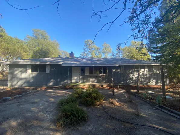 540 Fowler Ln, Diamond Springs, CA 95619