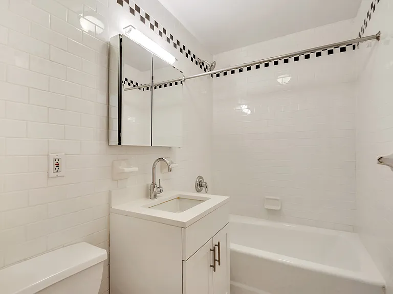 1167 2nd Ave #4S — Photo 8