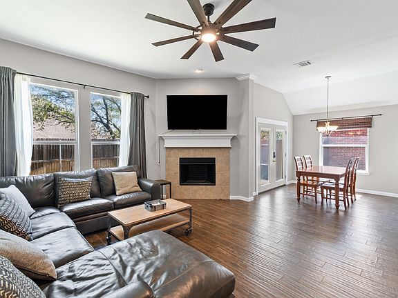 2nd image of 3420 Foxfield Trl