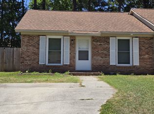 121 Windsor Ct #121, Jacksonville, NC 28546